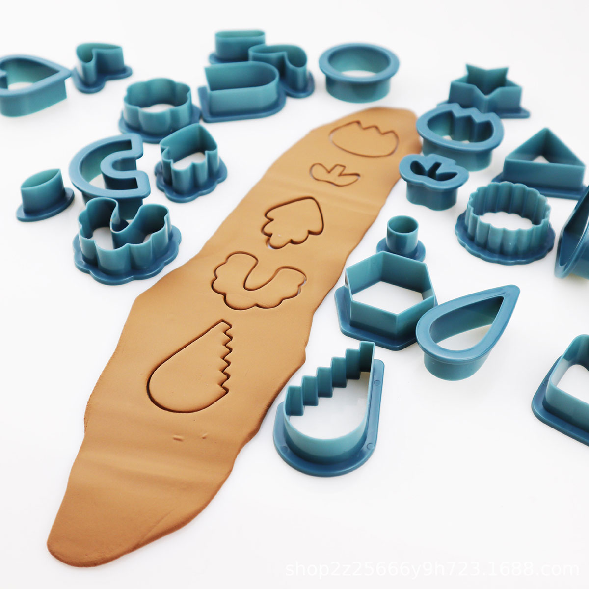 24pcs Polymer Clay Cutters Kit - Jewelry Making For Beginners recension och pris